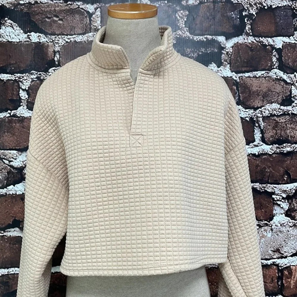 Ever After Cropped Sweater Collar Quilted Tan Size Medium M - Picture 7 of 14